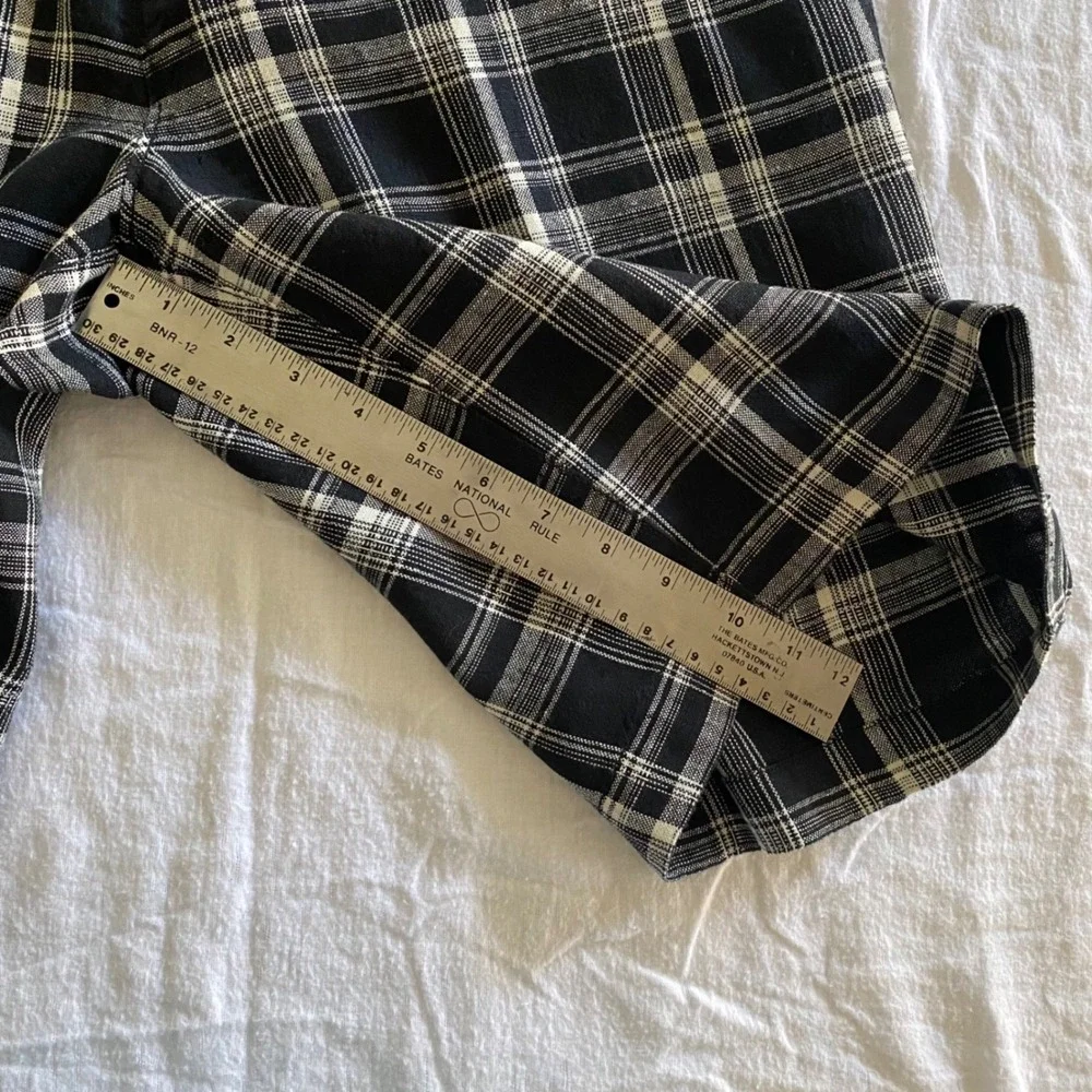 Tommy Bahama Mens 32 Black White Plaid 100% Linen Paradise Nation Shorts RN86549